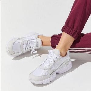 Adidas Falcon Sneakers in White size 6